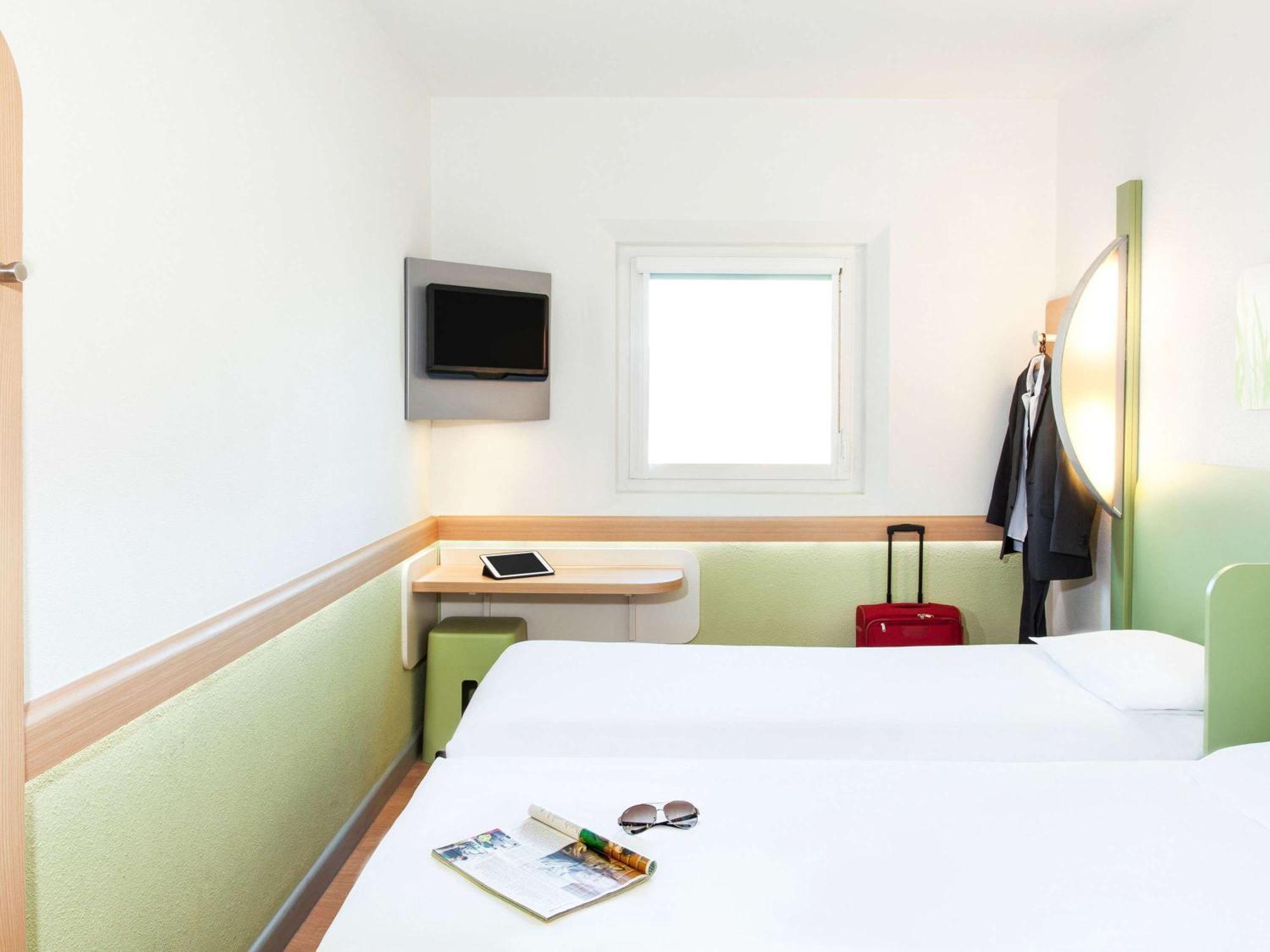 Ibis Budget Beaconsfield Eksteriør bilde